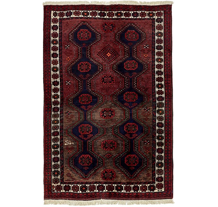 4' 9 x 6' 10 Shiraz Persian Rug