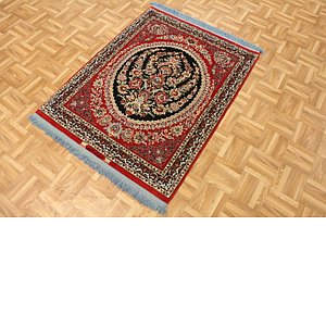 3' 2 x 4' 7 Isfahan Persian Rug