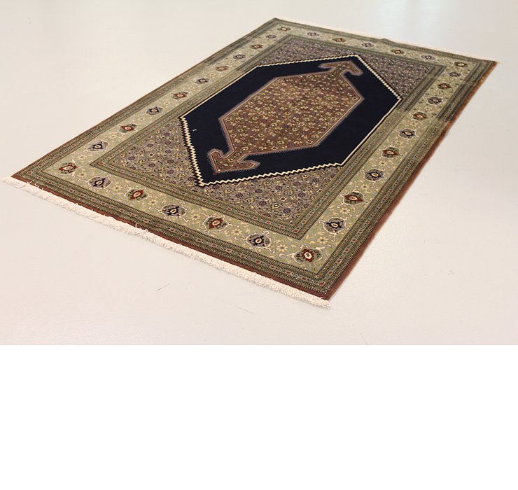 4' 7 x 6' 11 Qom Persian Rug