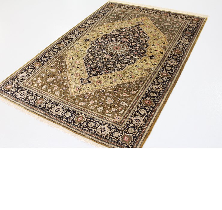 4' 6 x 6' 9 Qom Persian Rug