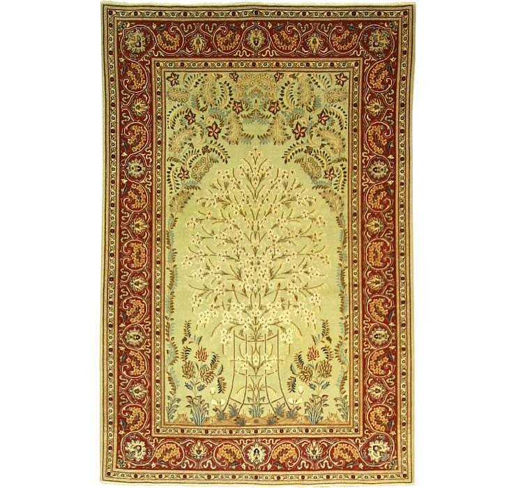 4' 5 x 6' 9 Kashan Persian Rug