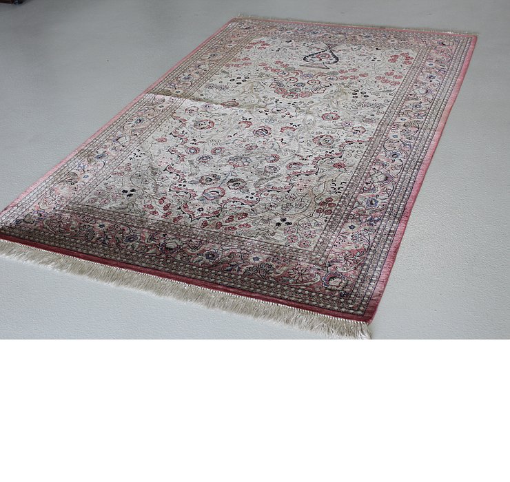 4' 6 x 6' 11 Qom Persian Rug