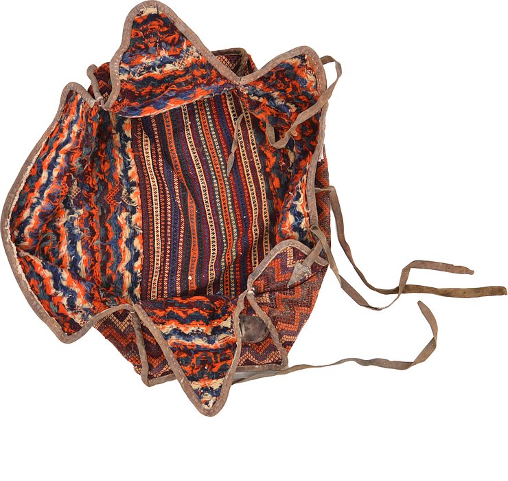 4' 8 x 7' 3 Saddle Bag Rug