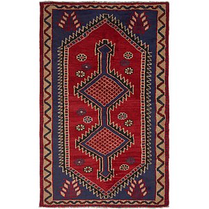 4' 8 x 7' 8 Shiraz Persian Rug