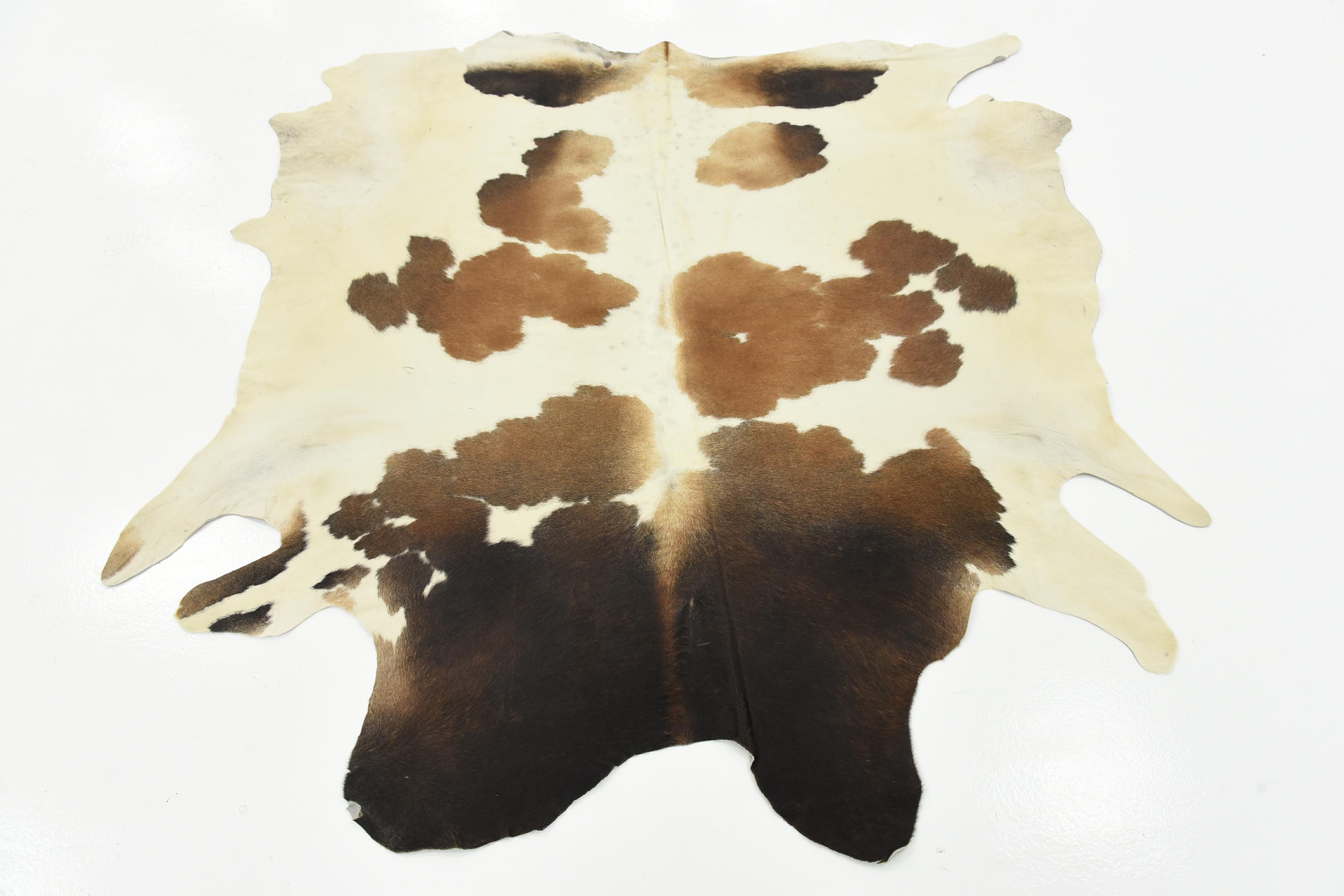 Cream 4' 11 x 5' Cowhide Rug eSaleRugs