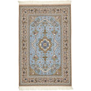 5' x 7' 7 Isfahan Persian Rug