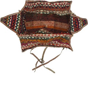 5' 9 x 7' 5 Saddle Bag Persian Rug