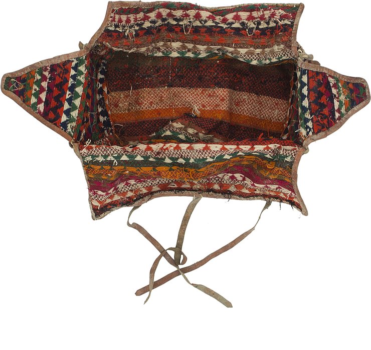 5' 9 x 7' 5 Saddle Bag Persian Rug