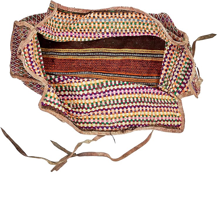 4' 8 x 7' 8 Saddle Bag Rug
