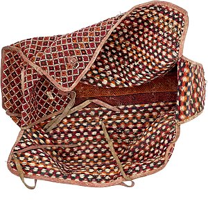 5' 4 x 8' 6 Saddle Bag Rug
