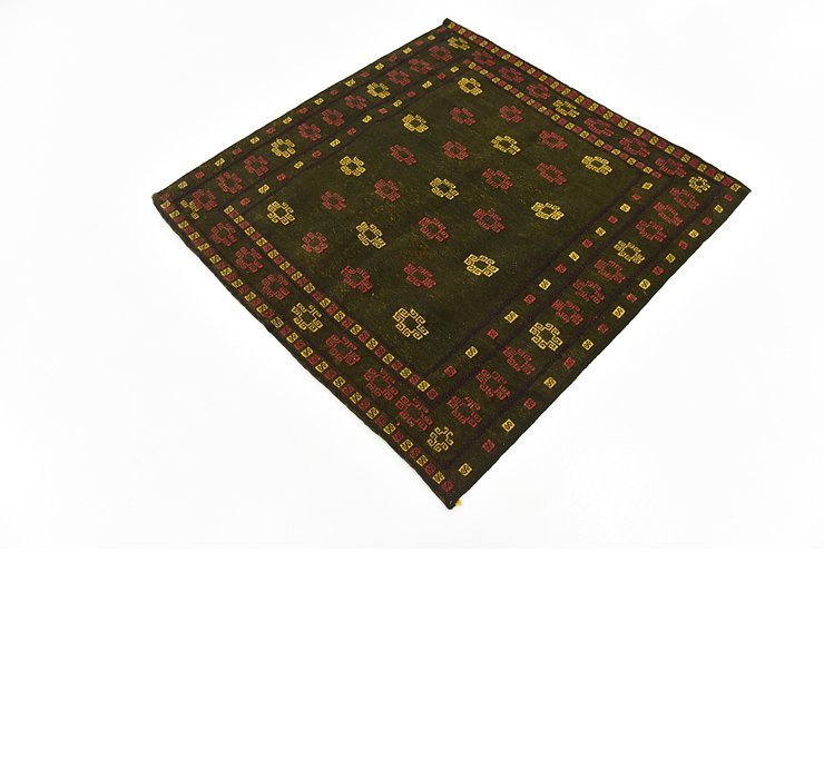 130cm x 135cm Sumak Square Rug