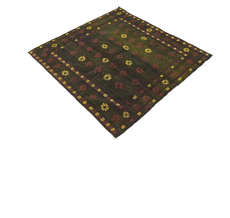4' 4 x 4' 6 Sumak Square Rug