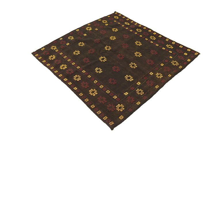 4' 2 x 4' 2 Sumak Square Rug