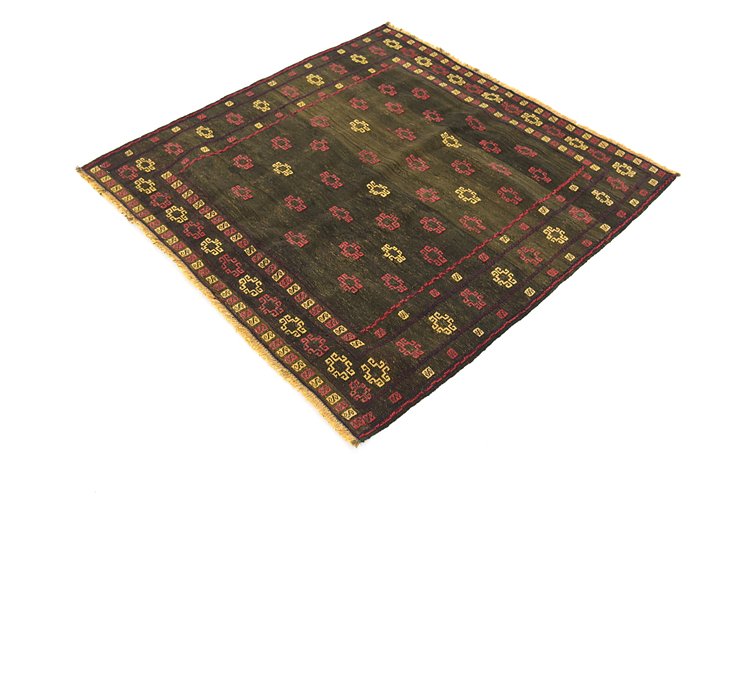 4' 3 x 4' 5 Sumak Square Rug