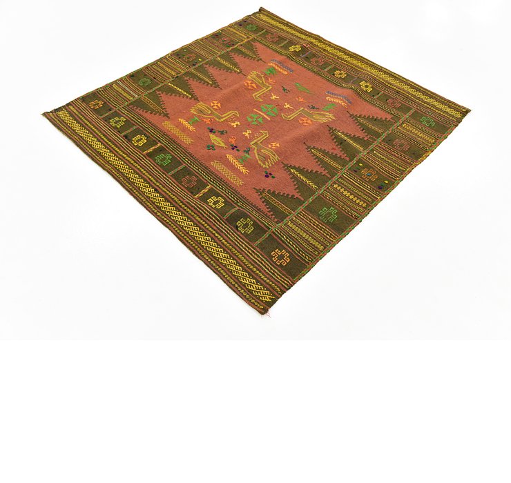 4' 4 x 4' 5 Sumak Square Rug