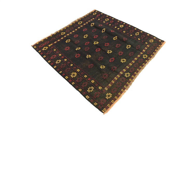 4' 3 x 4' 4 Sumak Square Rug