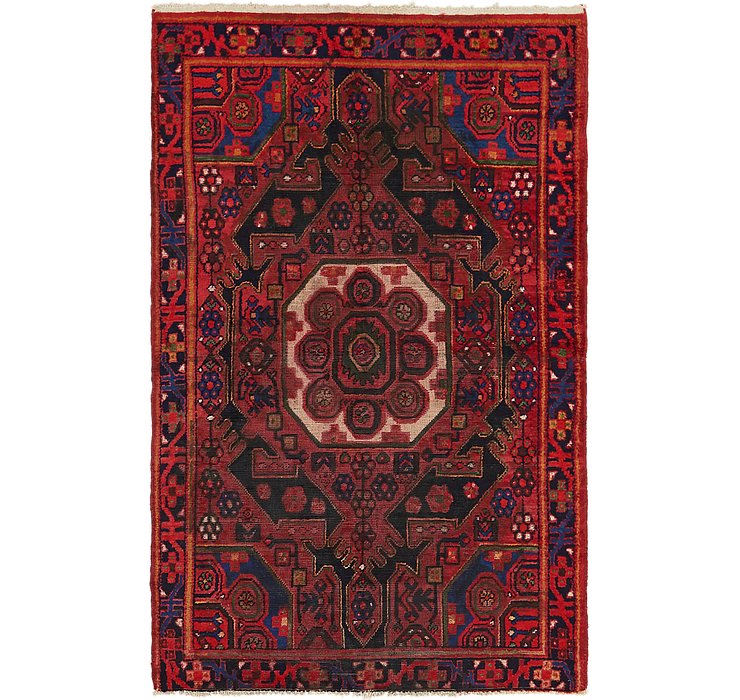 4' x 6' 7 Shiraz Persian Rug