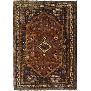 5' 9 x 8' 3 Shiraz Persian Rug