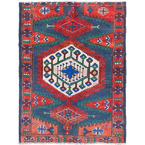 3' 4 x 4' 7 Viss Persian Rug