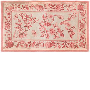 2' 7 x 4' 8 Antique Finish Rug