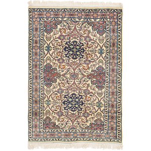 4' 2 x 6' Isfahan Rug