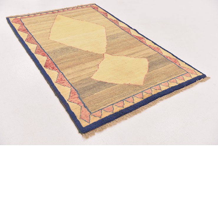 3' 4 x 5' Shiraz-Gabbeh Persian Rug