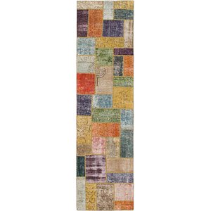2' 8 x 9' 9 Ultra Vintage Persian R...