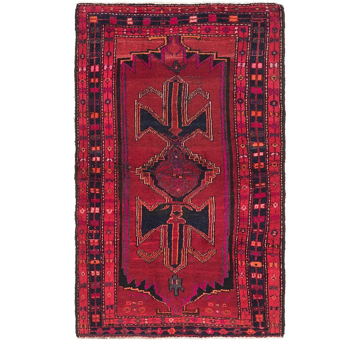 4' x 6' 9 Shiraz Persian Rug