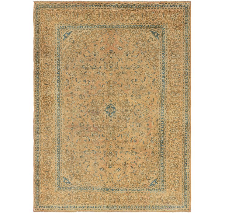 9' 9 x 12' 10 Kashan Persian Rug