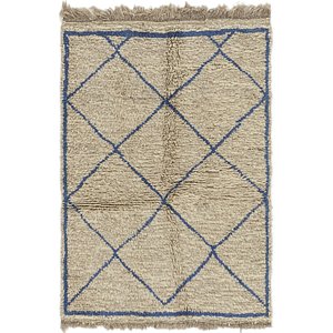 3' 5 x 5' Moroccan Rug