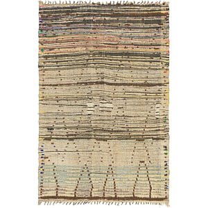 5' x 7' 6 Moroccan Rug