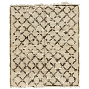 4' 7 x 5' 8 Moroccan Square Rug