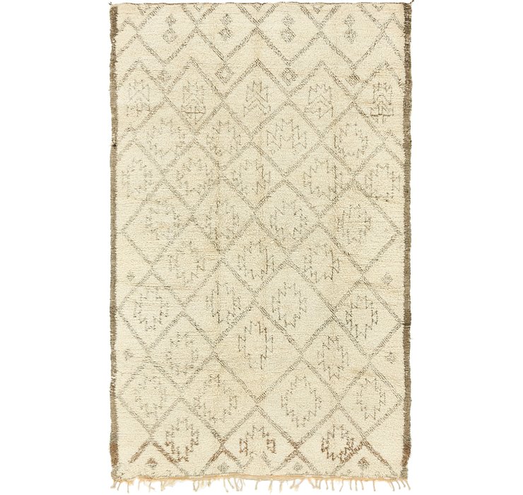 6' x 9' 10 Moroccan Rug