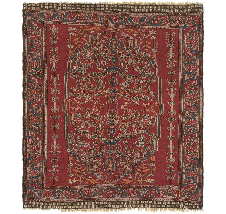 5' 5 x 6' 2 Sumak Rug