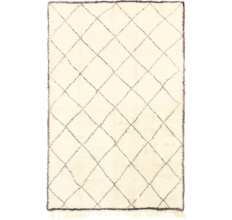 6' x 9' 8 Moroccan Rug