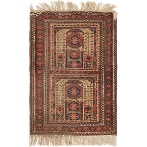 Unique Loom 2' 5 x 3' 5 Shiraz Persian Rug