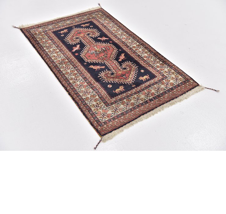 2' 9 x 4' 4 Bidjar Persian Rug