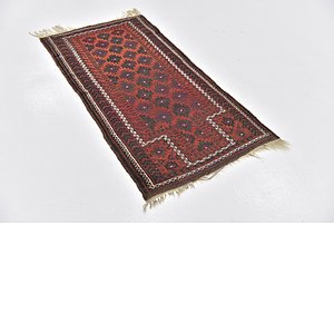 2' 6 x 5' Shiraz Persian Rug