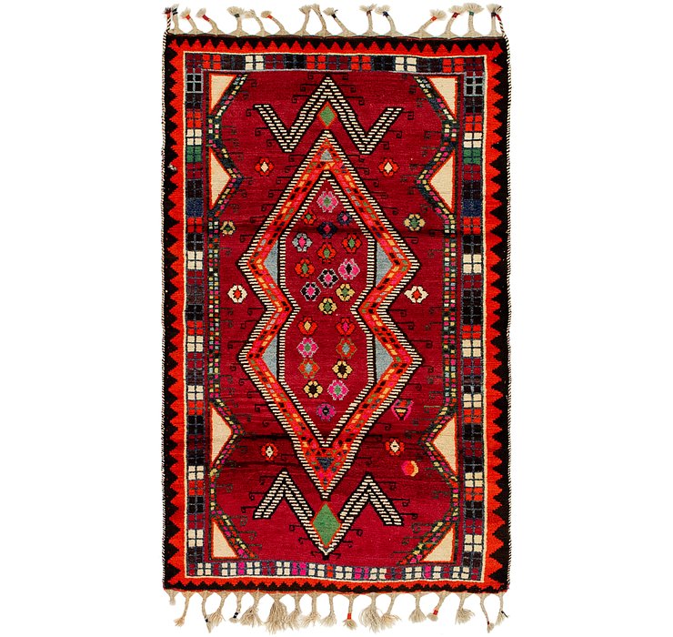 3' 8 x 6' Shiraz Persian Rug