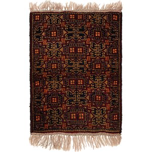 2' 10 x 3' 8 Shiraz Persian Rug
