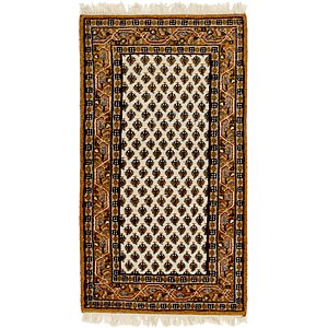 2' 5 x 4' 7 Mir Rug