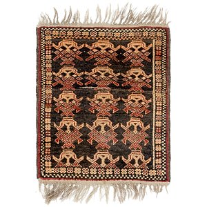 1' 9 x 2' 4 Shiraz Persian Rug