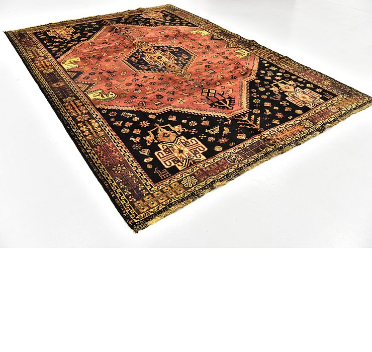 7' x 10' Ghashghaei Persian Rug