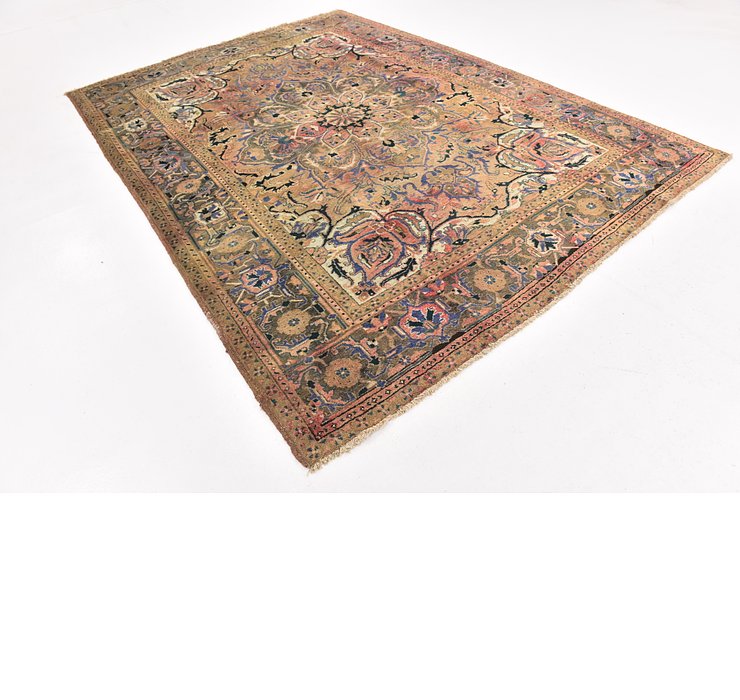 7' 7 x 10' 9 Heriz Persian Rug