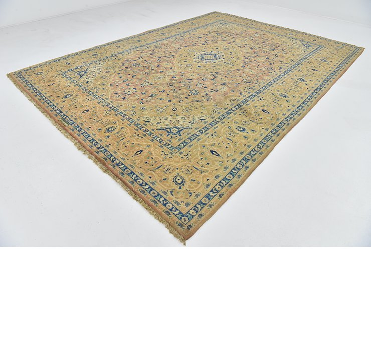 9' 8 x 13' 8 Kashan Persian Rug