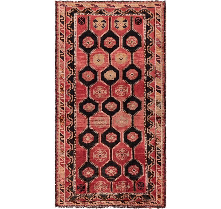 4' 9 x 8' 9 Shiraz Persian Rug