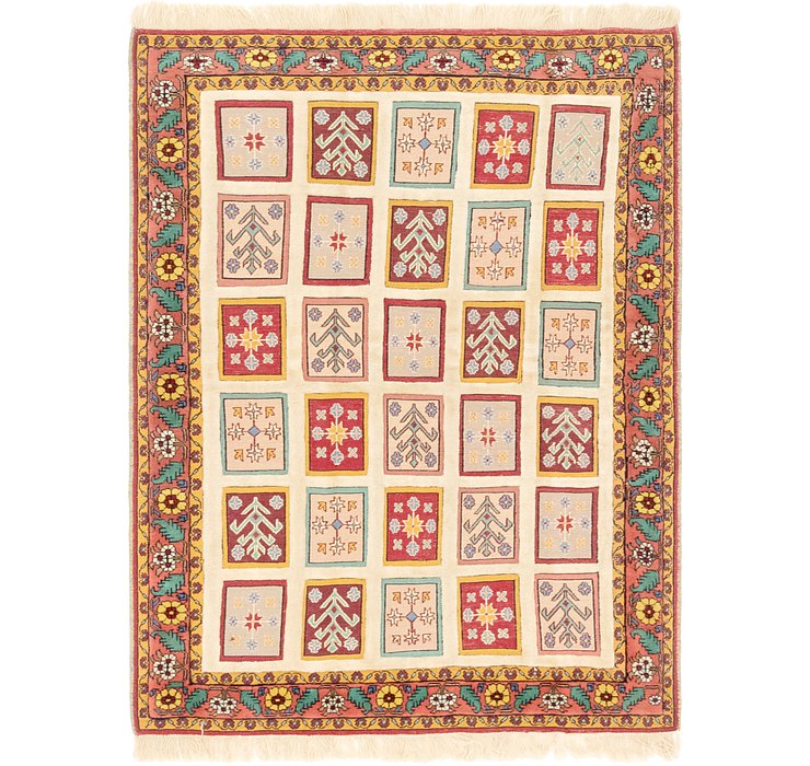 4' 4 x 6' Ghoochan Persian Rug