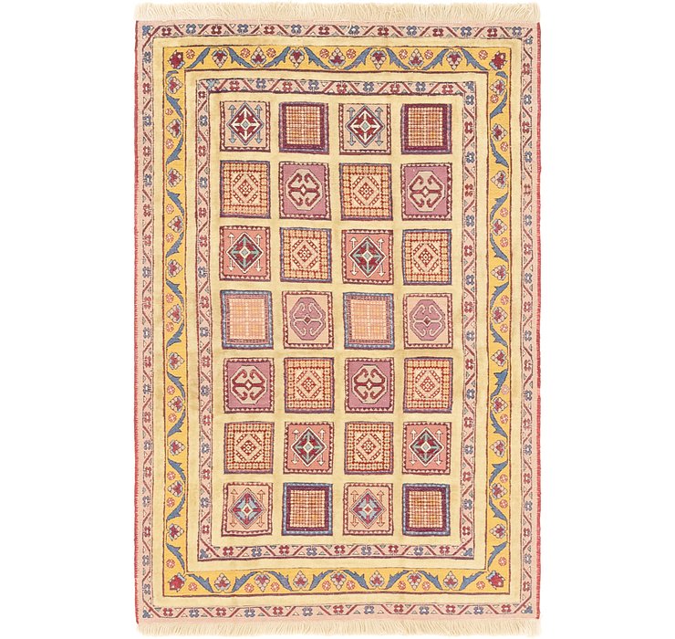 4' x 6' Ghoochan Persian Rug
