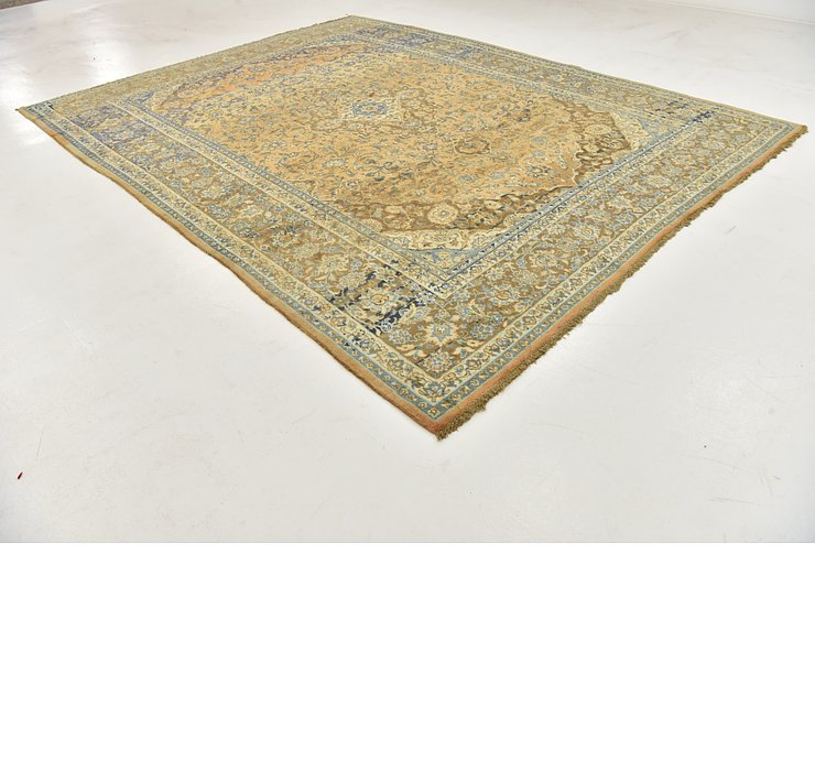 9' 3 x 12' 8 Kashan Persian Rug