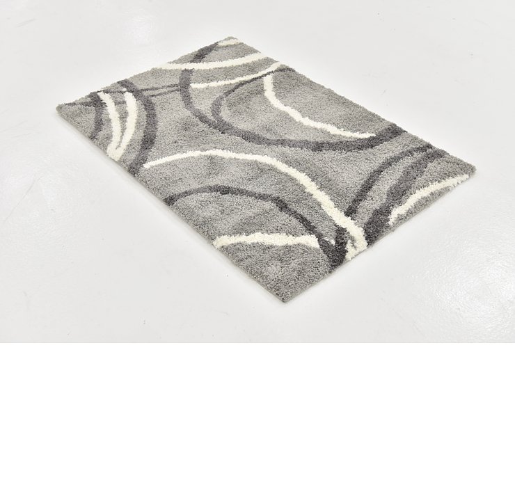 2' 8 x 4' Textured Shag Rug